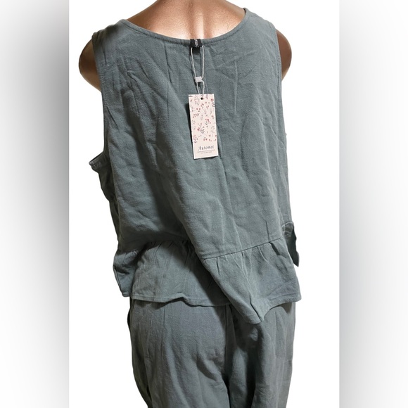 Seafoam Linen Set - Picture 10 of 10